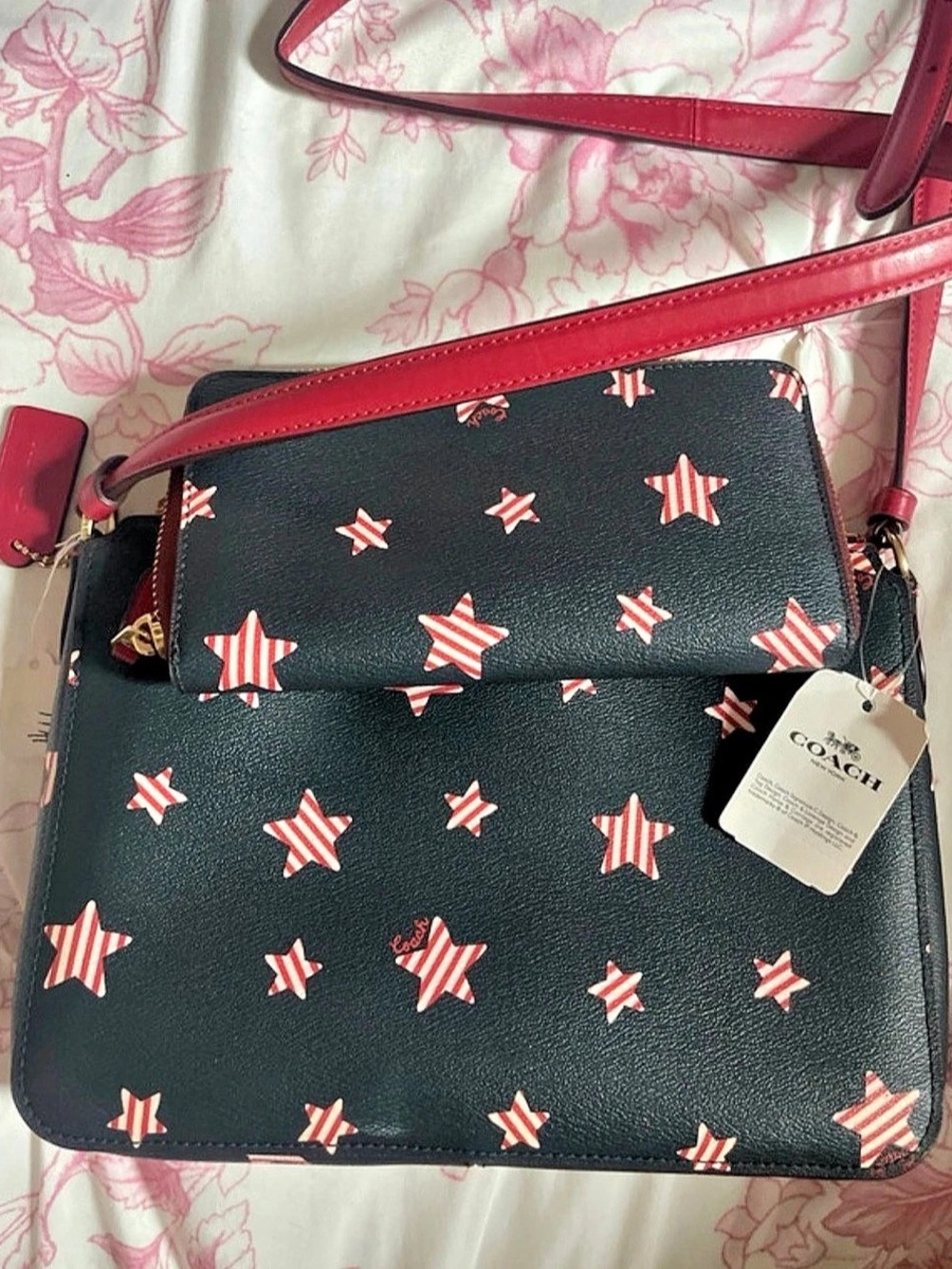 Coach Americana Star Print Barrel Crossbody Bag Black & Red - Picture 6 of 9